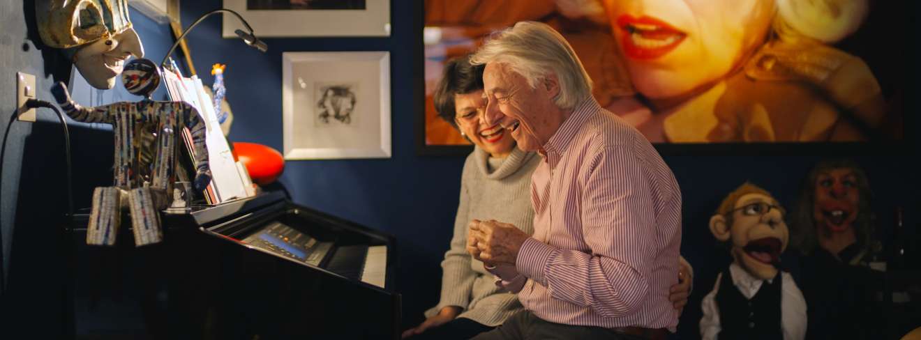 Filmwelt Verleihagentur: Typisch Emil - Niccel und Emil Steinberger beim Musizieren